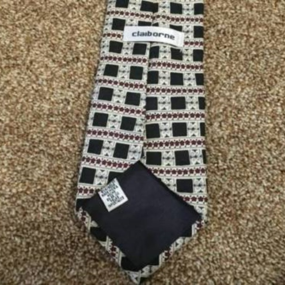 Liz Claiborne Designer silk Tie - Picture 2 of 2